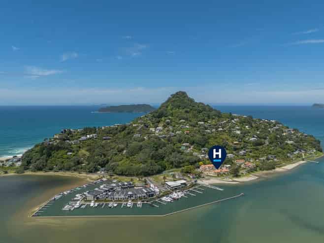 Villa 8 Pa - 4B The Esplanade, Tairua