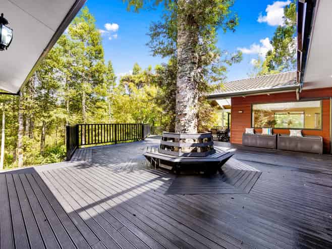 33 Treetops Way, Bayview