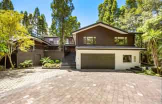 33 Treetops Way, Bayview