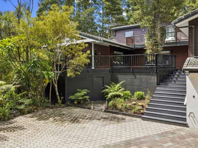33 Treetops Way, Bayview