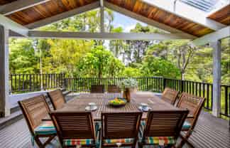 33 Treetops Way, Bayview