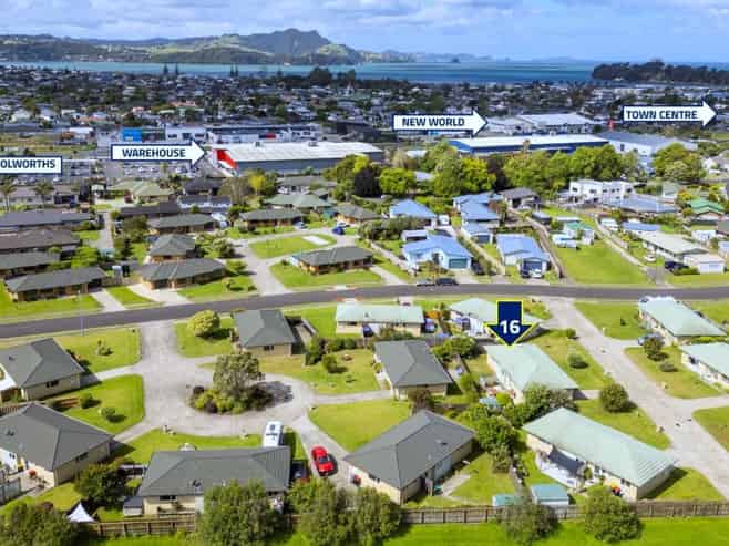 16 Seascape Avenue, Whitianga