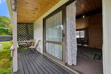 10 Jasper Grove, Birchville