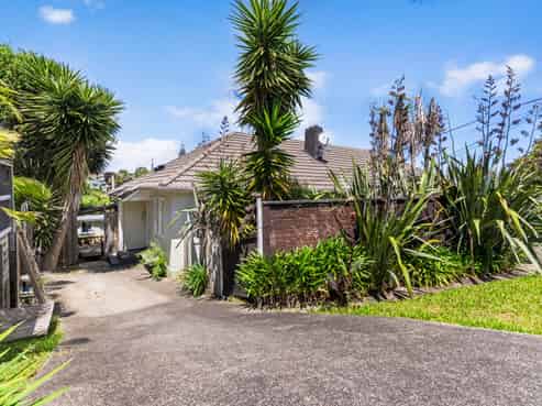 14 Westmere Crescent, Westmere