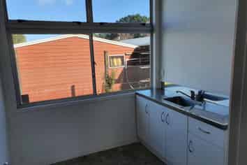 Office Bell Block For Lease