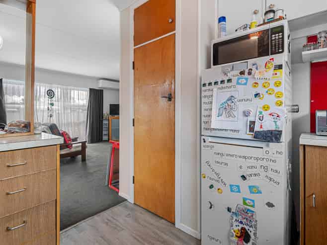 33A Kawaha Point Road, Fairy Springs