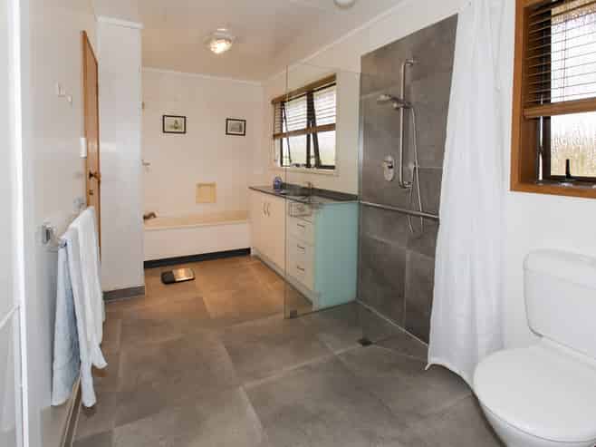 242 Baylys Coast Road, Dargaville