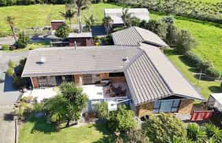 242 Baylys Coast Road, Dargaville