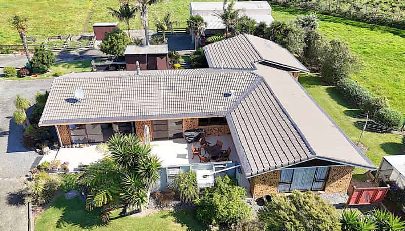 242 Baylys Coast Road, Dargaville