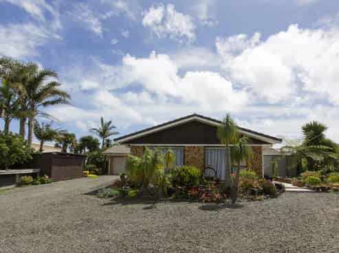 242 Baylys Coast Road, Dargaville