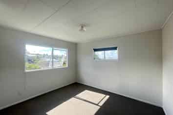 1/9 Danube Lane, Glen Eden