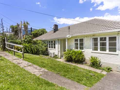 16 Westmere Crescent, Westmere