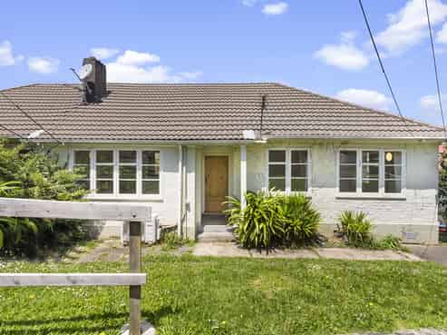 16 Westmere Crescent, Westmere