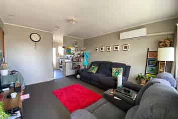 38b Barrie Crescent, Silverdale