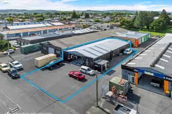 Unit A – Leased Investment (300m²)