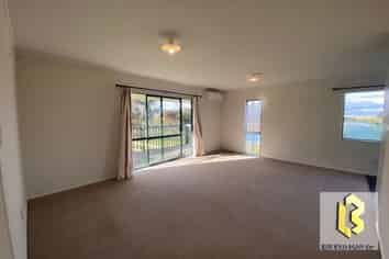 Auckland - Address withheld