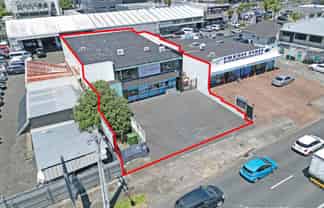 VERSATILE RETAIL, OFFICE, AND WAREHOUSE
