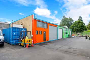 Unit B – Vacant Possession (110m²)