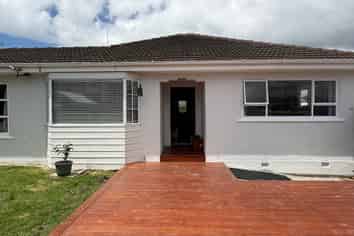 14 Roys Road, Greerton