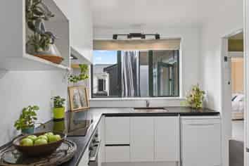 101 Fairy Springs Road, Fairy Springs