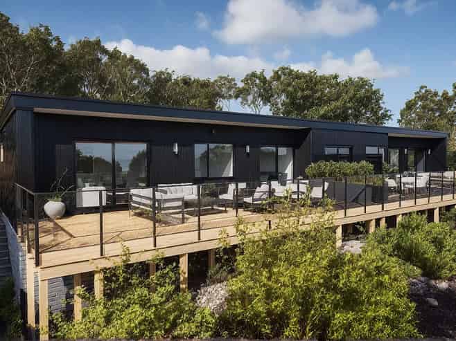 16 Hastings Grove, Wainuiomata