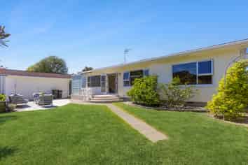 1/54 Golf Road, Tahunanui