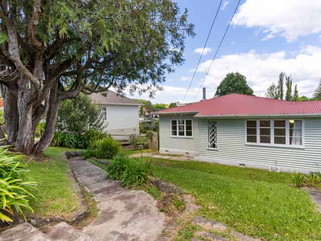 18 Westmere Crescent, Westmere