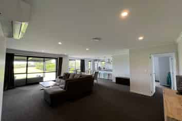 51 Jarrett Terrace, Leamington