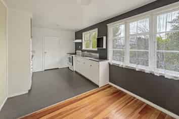 80 McLean Street, Woodville