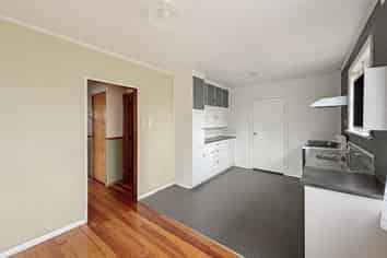 80 McLean Street, Woodville