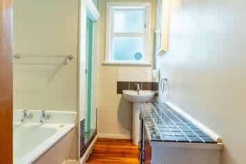 80 McLean Street, Woodville