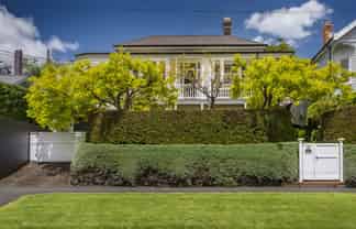 38 Albert Road, Devonport