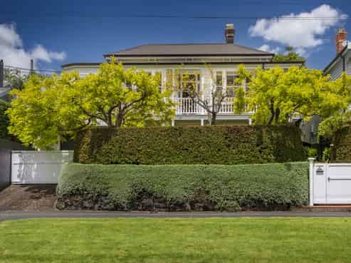 38 Albert Road, Devonport