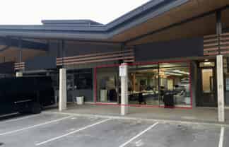 Prime retail opportunity in the heart of Five Mile