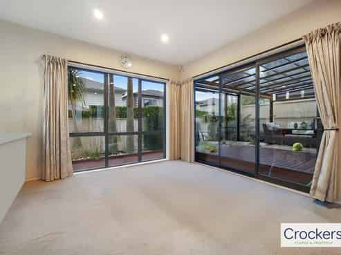 2 Conti Drive, Flat Bush