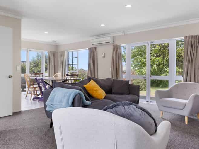 59 Kahurangi Drive, Rangatira Park