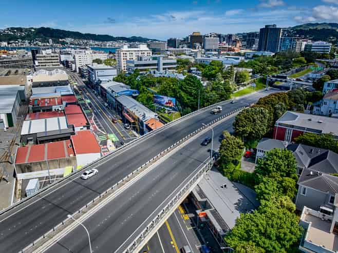 SH1 Billboard plus Commercial Property