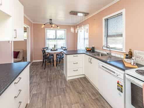 75 Cornfoot Street, Castlecliff