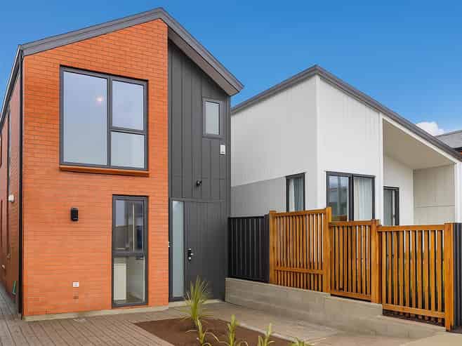 17 Puhikawa Street, Massey