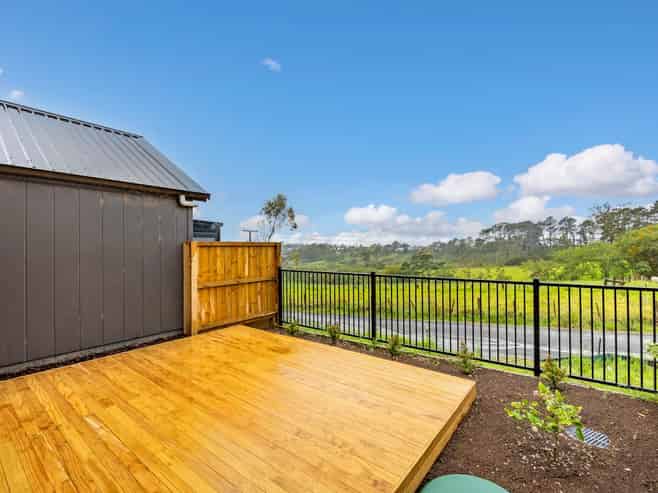 17 Puhikawa Street, Massey