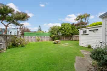 31B Hall Street, Newtown