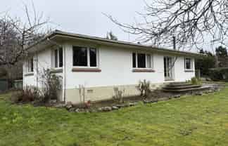 676 Josephville-Glenure Road, Glenure, Balfour