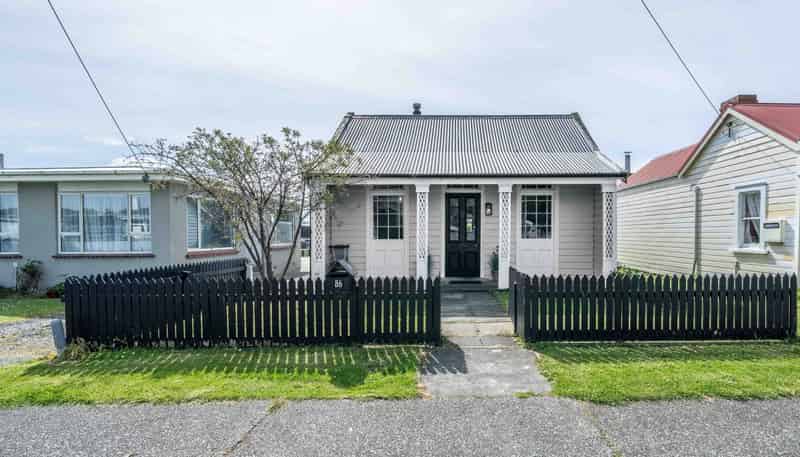 86 Palmerston Street, Riverton