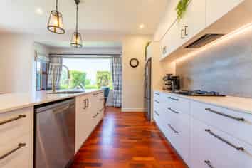 93 Poplar Street, Gleniti