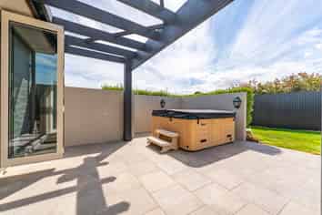 93 Poplar Street, Gleniti