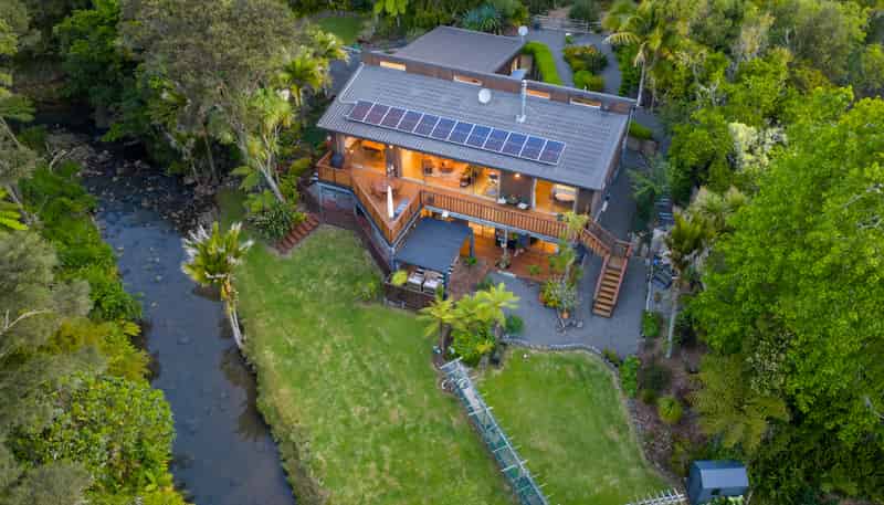 21 Opanuku Road, Henderson Valley