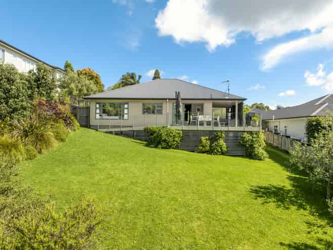 18 Crabb Fields Lane, Riverhead