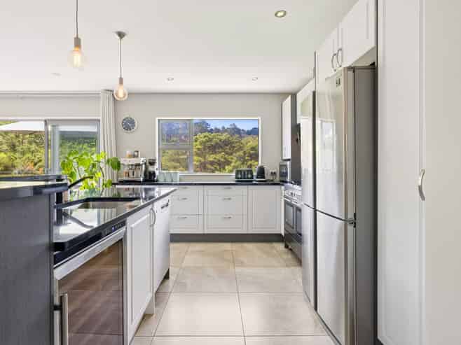 18 Crabb Fields Lane, Riverhead