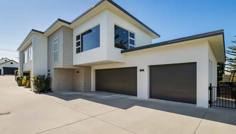 60 Karewa Parade, Papamoa