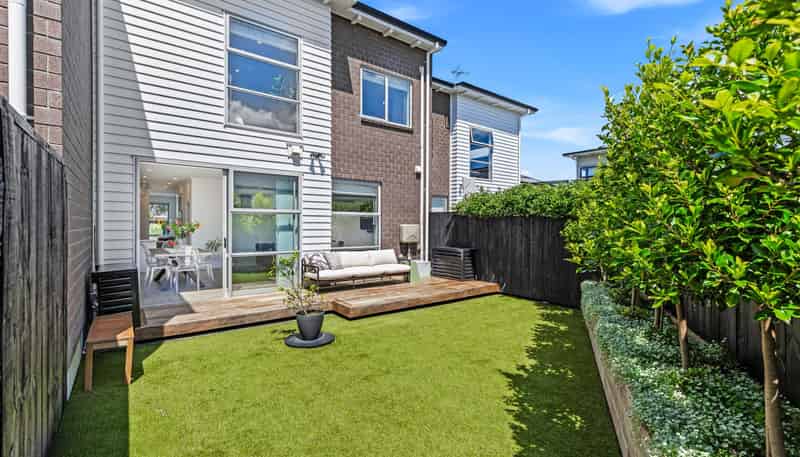 76 Bomb Point Drive, Hobsonville
